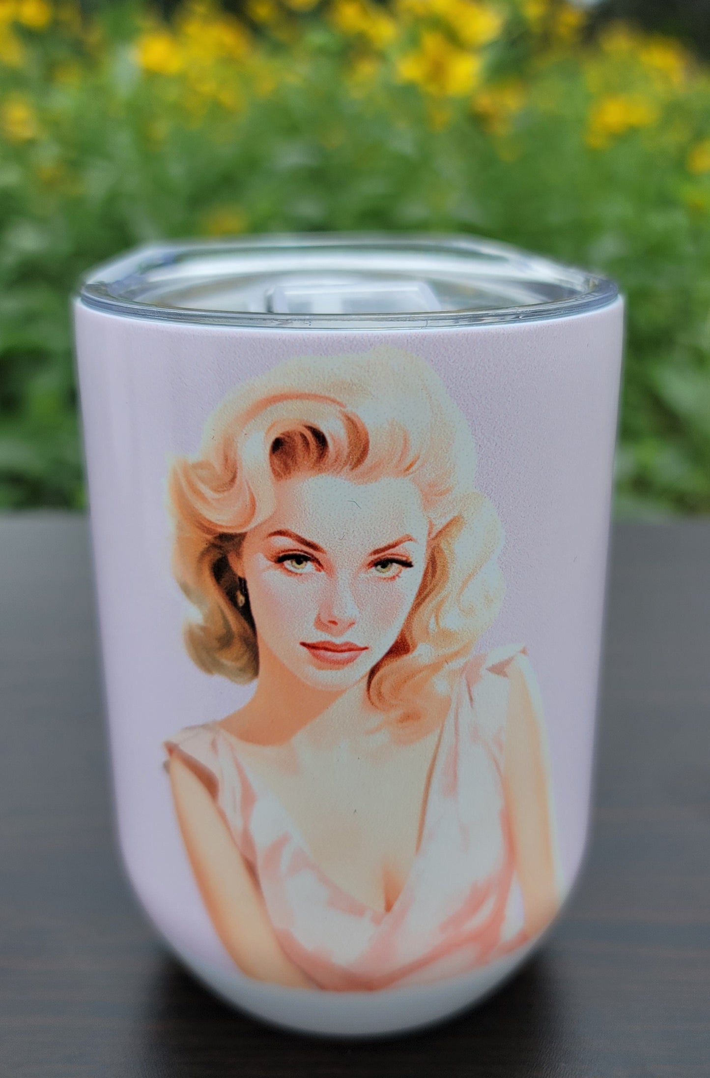 I LIKE PRETTY THINGS— 12oz Stemless Wine Tumbler